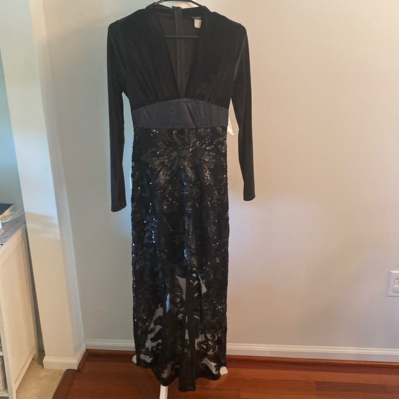 VENUS NWT velvet/beaded high/low dress - Picture 2 of 13